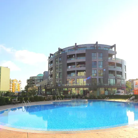 Menada Sunny Plaza Apartman Napospart