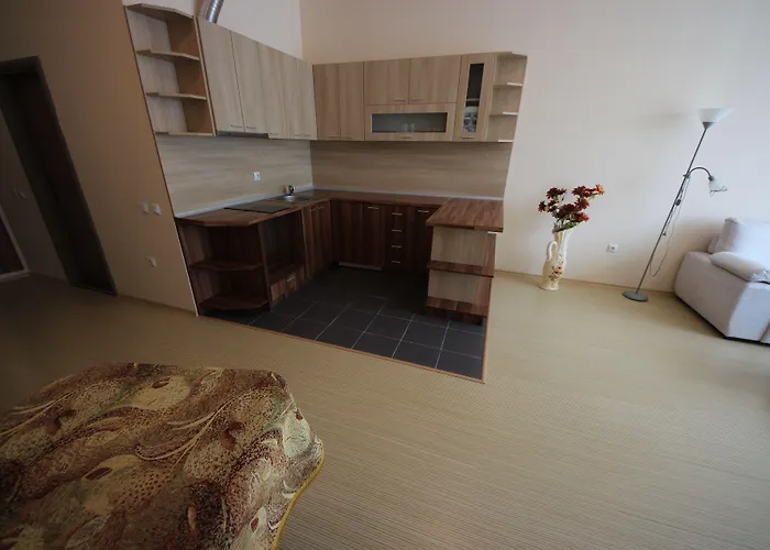 شقة Menada Sunny Plaza