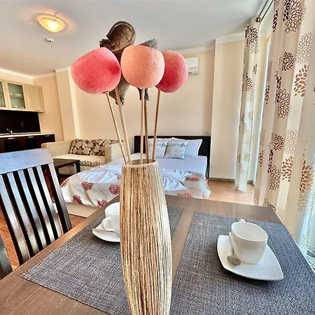 Menada Sunny Plaza Slantchev Briag