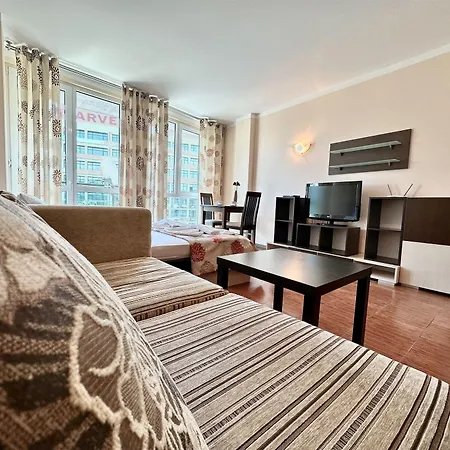 Apartment Menada Sunny Plaza *