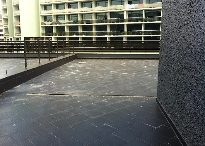 Menada Sunny Plaza *