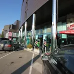 Menada Sunny Plaza * Napospart