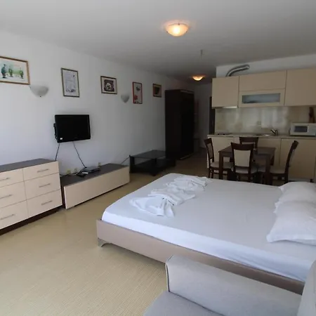 Menada Sunny Plaza Apartment Sunny Beach