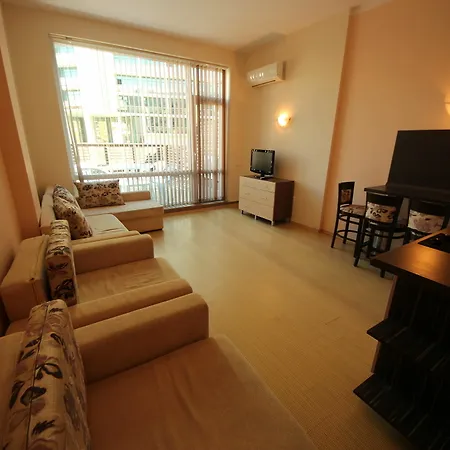 Apartment Menada Sunny Plaza *