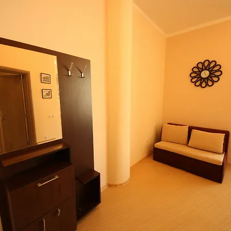 Menada Sunny Plaza Apartment *