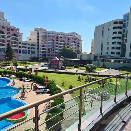 Menada Sunny Plaza Apartman *