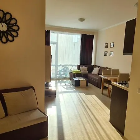 Menada Sunny Plaza Apartman *