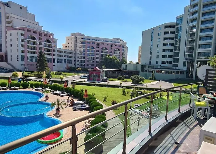 Menada Sunny Plaza Lägenhet *